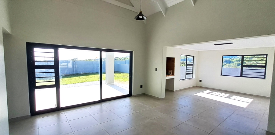 3 Bedroom Property for Sale in Hoogland Western Cape